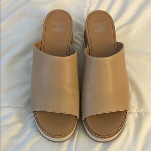 Sorel Tan Mules Modern Slip-On Comfort